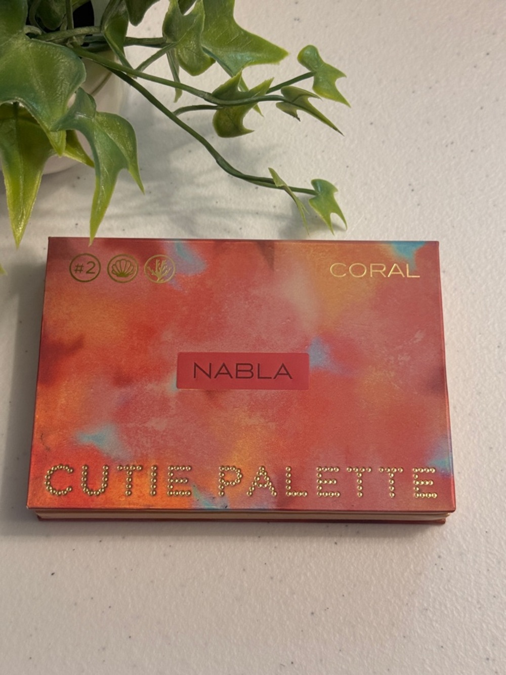Cutie Palette Women Makeup Eyeshadow Palette - Coral Shades - Picture 4 of 4